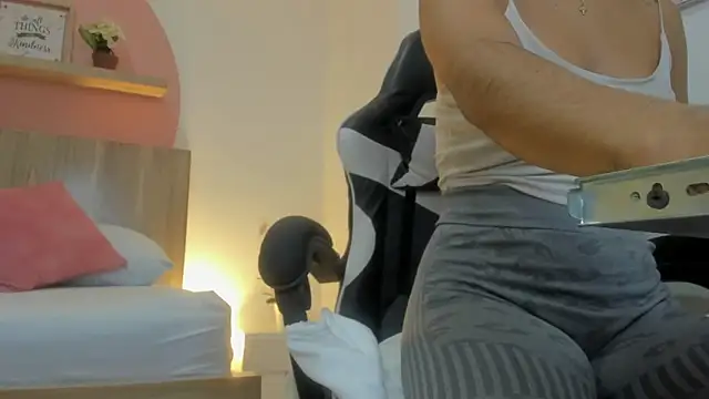 evelin leroy online show from November 27, 11:54 am