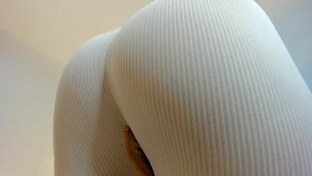 evelin leroy online show from January 8, 12:00 pm