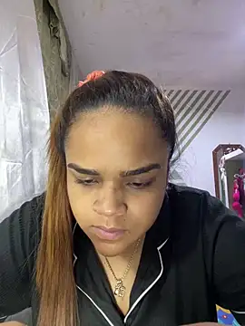 Snapshot of Evabigass chatting on February 15, 4:39 pm Evabigass online show from February 15, 4:39 pm