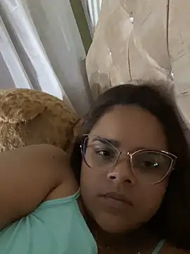 Snapshot of Evabigass chatting on February 3, 3:48 am Evabigass online show from February 3, 3:48 am