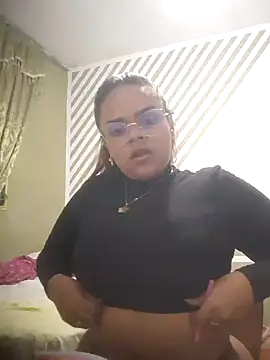 Evabigass online show from February 3, 11:05 pm