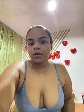 Evabigass online show from October 27, 6:20 pm