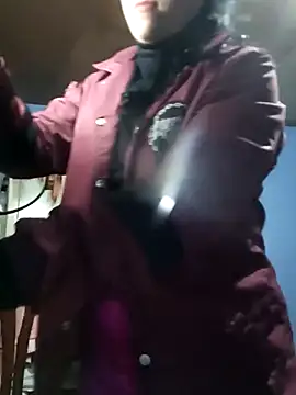 Elvishcassie  online show from March 18, 10:10 pm