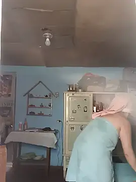Elvishcassie  online show from May 13, 3:52 pm