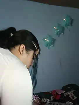 Elvishcassie  online show from May 22, 2:48 pm