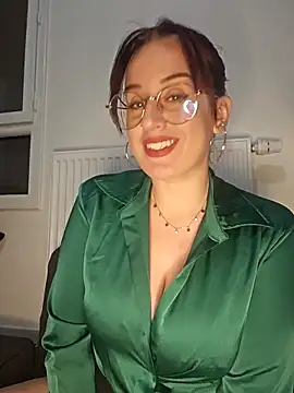 lindsay 33off online show from January 6, 7:51 pm