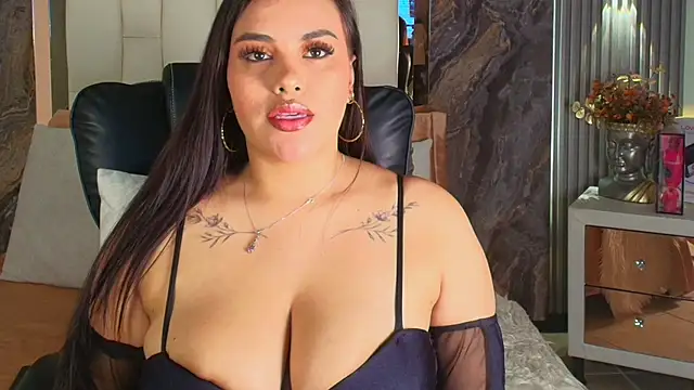 Jeen Taylor online show from November 22, 10:47 am