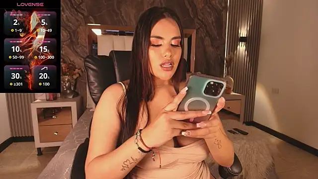 Jeen Taylor online show from January 13, 8:24 pm