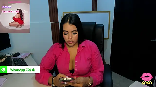 Snapshot of Jeen_Taylor chatting on June 23, 6:50 pm Jeen Taylor online show from June 23, 6:50 pm