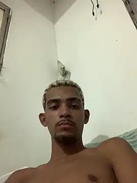 moreninhoP online show from December 24, 5:38 am