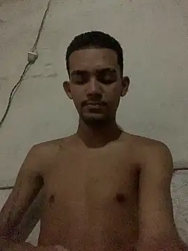 moreninhoP online show from February 24, 10:59 am