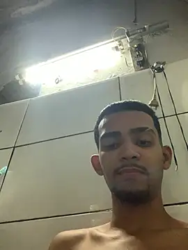 moreninhoP online show from January 13, 7:31 pm