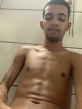 moreninhoP online show from February 25, 1:32 pm