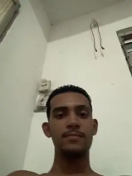 moreninhoP online show from January 27, 5:25 am