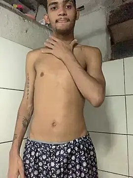 moreninhoP online show from February 26, 3:35 am