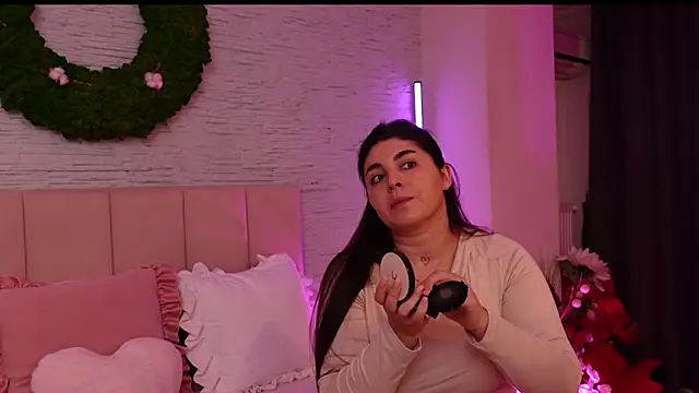 RachelSwaan online show from October 21, 5:18 am