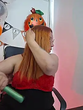 RoxieJackson online show from October 26, 2:17 pm