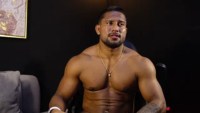 CallumMuscle online show from April 10, 2:07 am