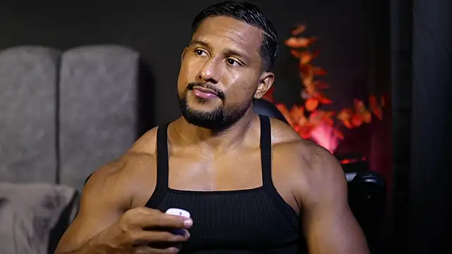 CallumMuscle online show from November 7, 3:16 pm