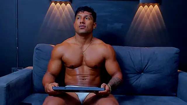 CallumMuscle online show from March 4, 2:32 pm