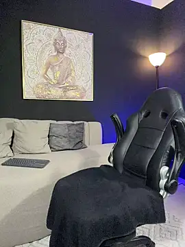 Snapshot of CallumMuscle chatting on January 6, 12:36 am CallumMuscle online show from January 6, 12:36 am