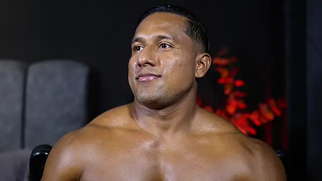 CallumMuscle online show from November 24, 7:58 pm