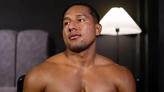 CallumMuscle online show from November 29, 1:55 pm