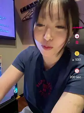 Snapshot of _yuki_chan chatting on June 21, 2:45 pm yuki chan online show from June 21, 2:45 pm