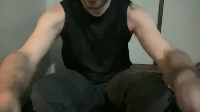 alphajoshkosh online show from March 31, 11:40 pm