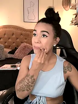 evafoxs online show from November 28, 8:09 pm