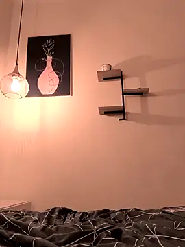 evafoxs online show from October 7, 7:04 pm