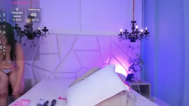 Snapshot of ChanneyPrincess chatting on November 20, 3:40 am ChanneyPrincess online show from November 20, 3:40 am