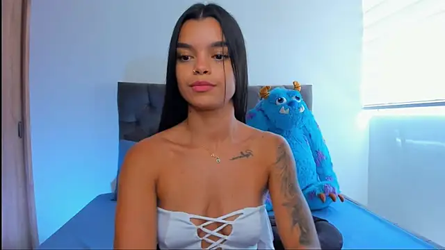 mia world  online show from November 7, 5:17 pm