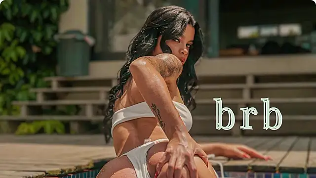 mia world  online show from October 29, 2:49 pm