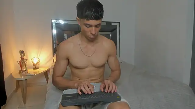 enzo sloran online show from November 22, 6:23 am