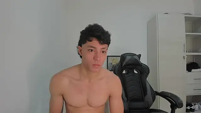 enzo sloran online show from February 21, 12:29 pm