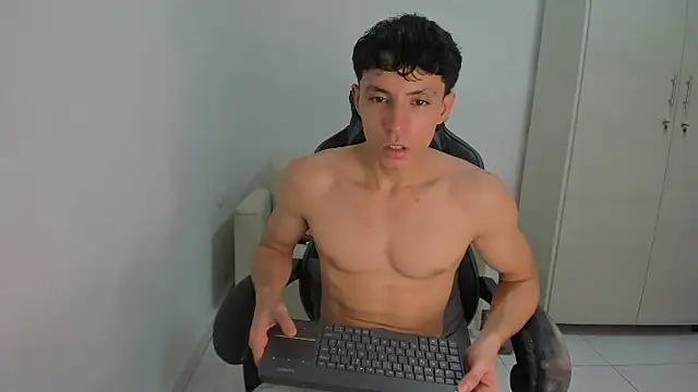 enzo sloran online show from March 3, 7:10 pm