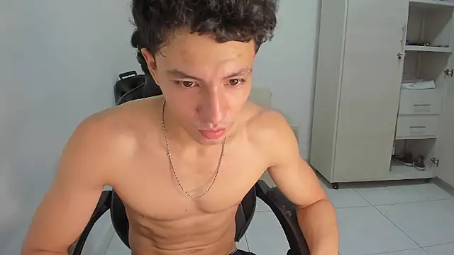 enzo sloran online show from March 11, 5:51 pm