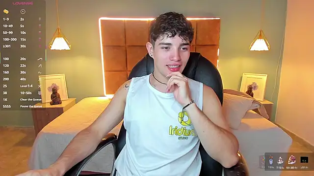 AlejooTwink online show from October 23, 2:21 am