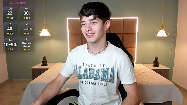 AlejooTwink online show from May 4, 2:15 am