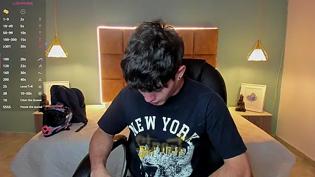 AlejooTwink online show from October 1, 2:17 am