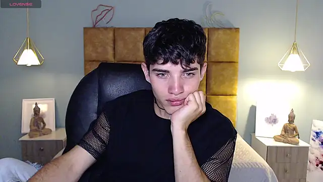 AlejooTwink online show from February 26, 6:26 pm