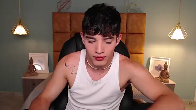 AlejooTwink online show from March 1, 12:50 am