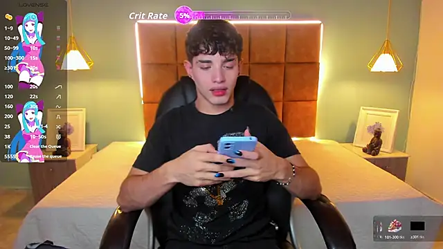 AlejooTwink online show from December 15, 1:33 am