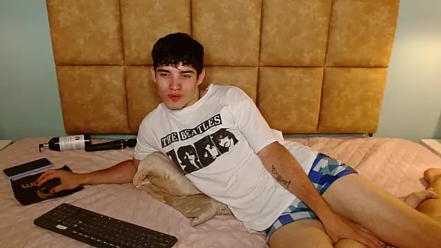 AlejooTwink online show from March 5, 9:15 pm