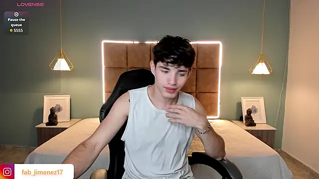 AlejooTwink online show from April 11, 3:36 am