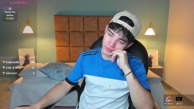 AlejooTwink online show from November 15, 3:32 am