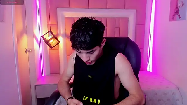 AlejooTwink online show from March 4, 12:02 pm