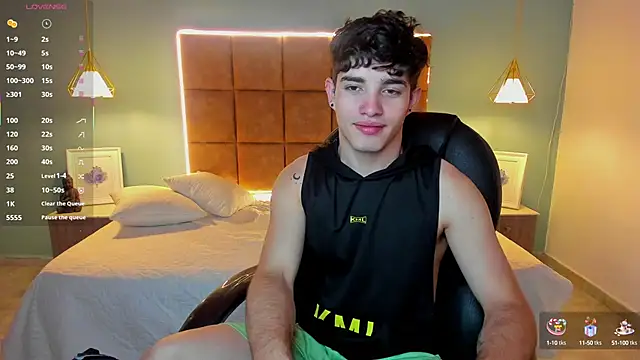 AlejooTwink online show from September 24, 11:32 pm
