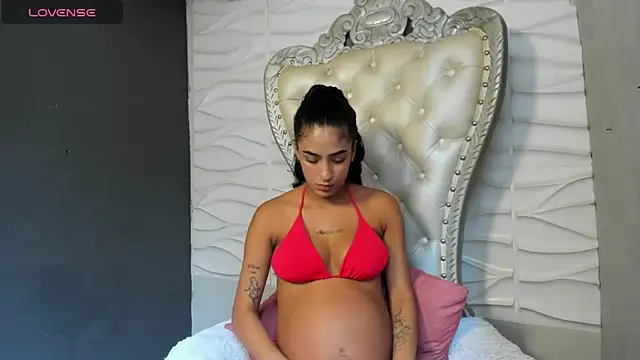 Layla 707 online show from May 8, 8:34 pm